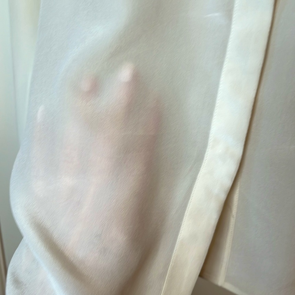 🌻 Nordstrom Trouve Silk Women's Off-White V-Neck 100% Long Sleeve Button Down - Picture 5 of 12